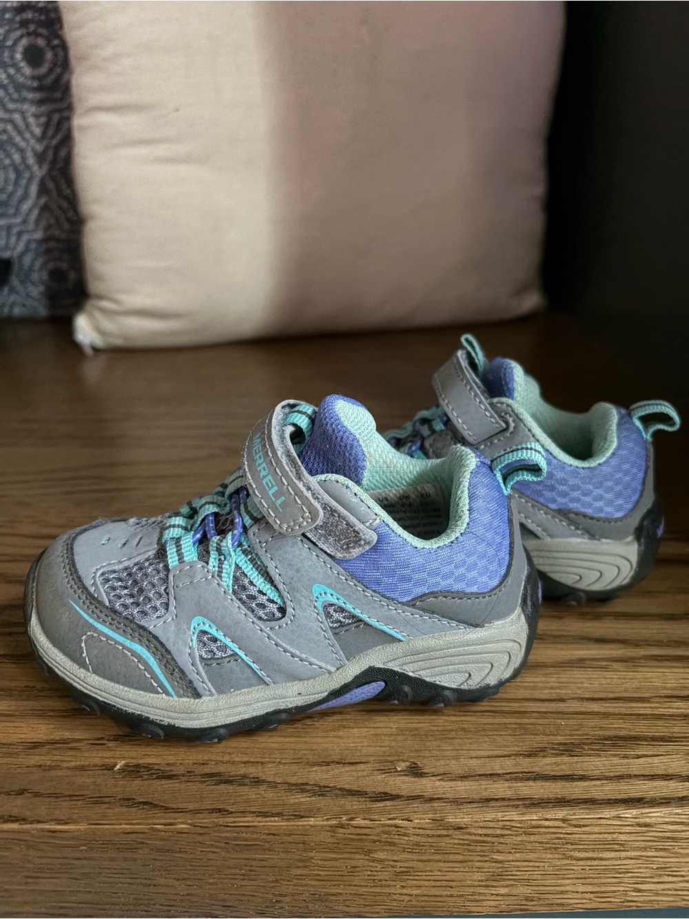 Merrell Trail Chaser Kids' Gray & Purple Lightweight Hiking Sneakers, size 6.5